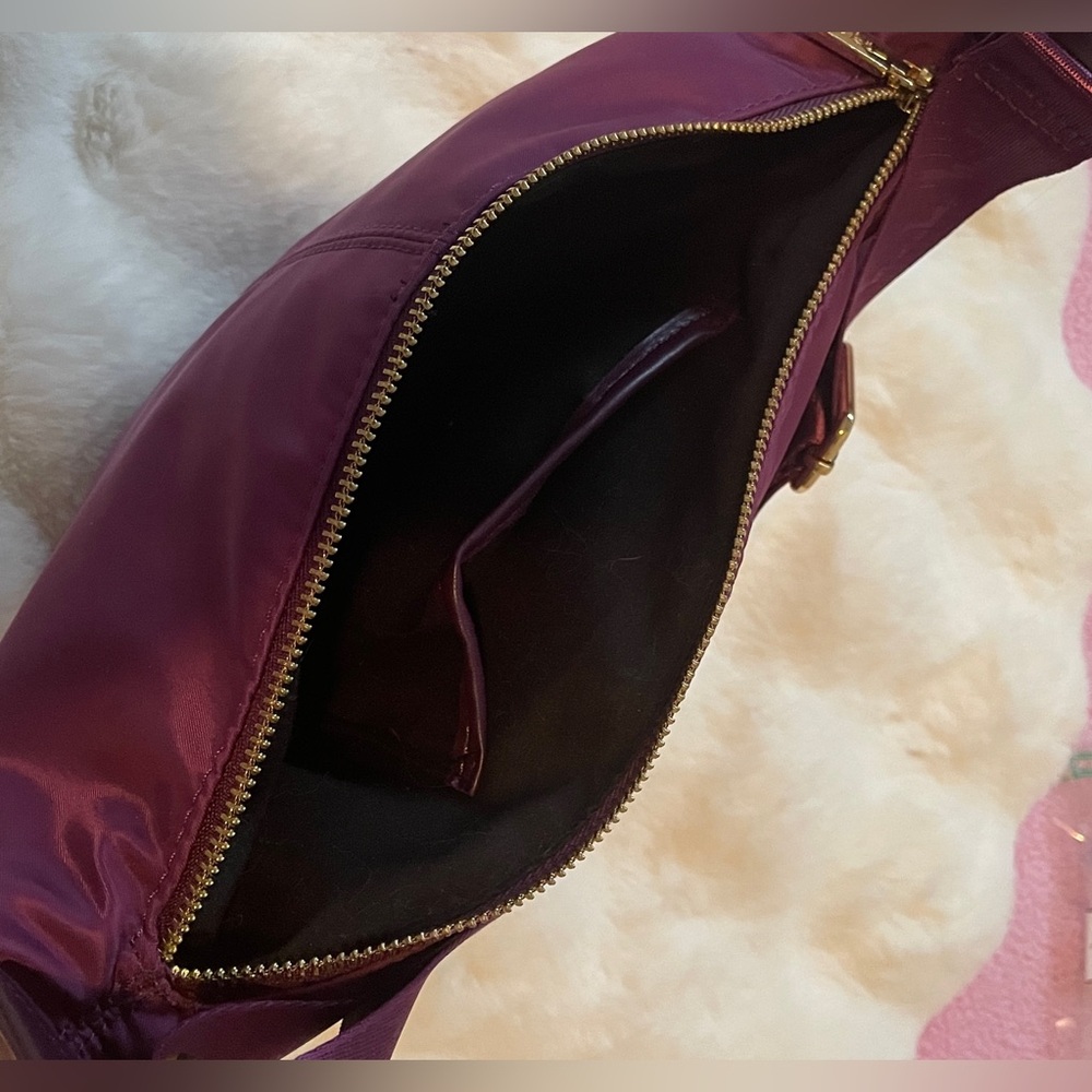 Purple Shoulder Bag. Nicole Miller - Picture 6 of 7